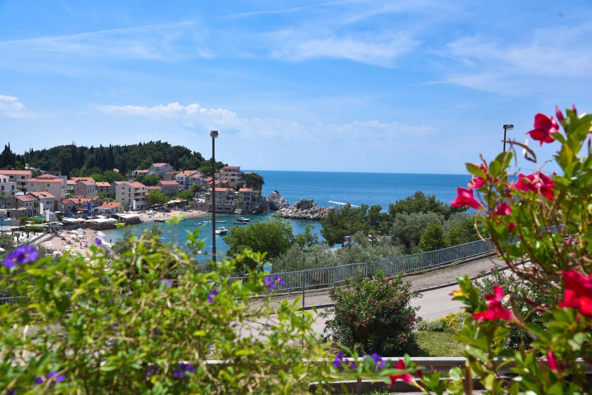 Apartments Raymond Sveti Stefan Room photo